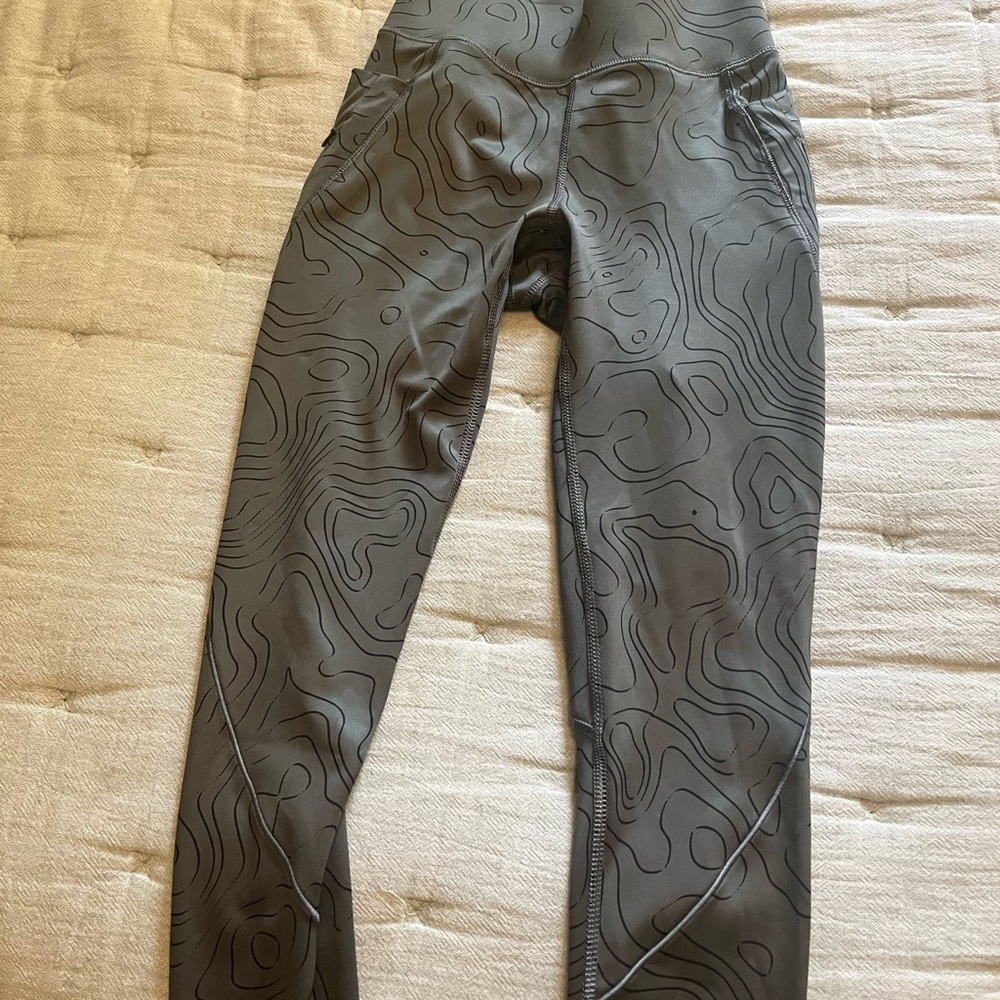 Green Swirl Leggings